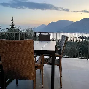 Cochetto's House In Malcesine